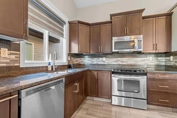 170 Morris CT, Blackfalds, AB T4N 0B2