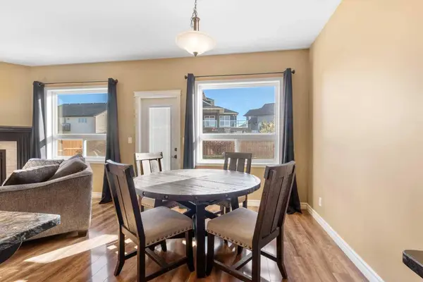 29 Lakeland RD, Sylvan Lake, AB T4S 0A3
