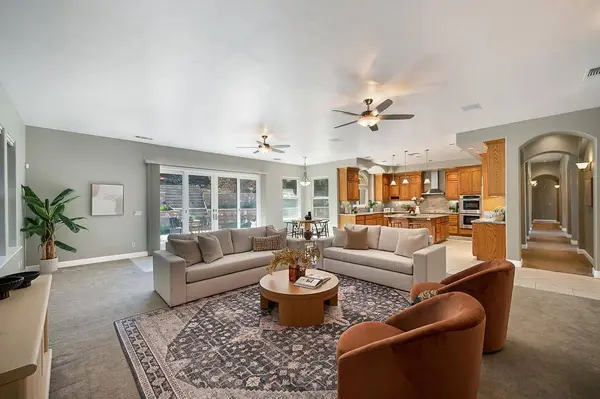 1772 Park Oak DR, Roseville, CA 95661