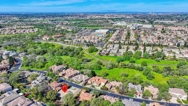 1772 Park Oak DR, Roseville, CA 95661