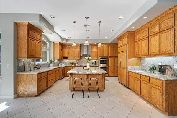 1772 Park Oak DR, Roseville, CA 95661