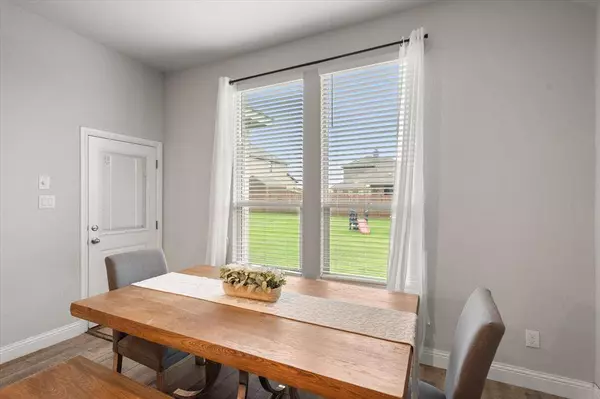 5610 Goodnight Court, Midlothian, TX 76065