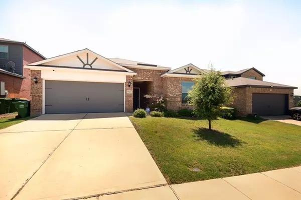 1941 Hollywood Drive, Seagoville, TX 75159