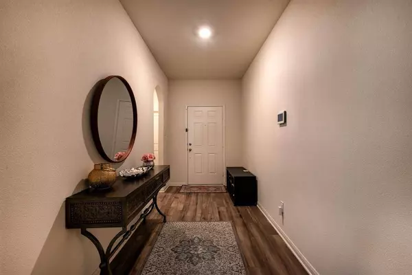 1941 Hollywood Drive, Seagoville, TX 75159