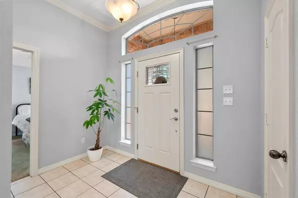 723 Nandina Way, Waxahachie, TX 75165