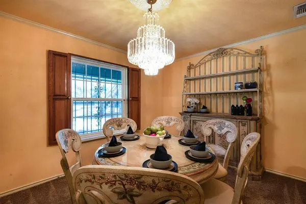 5731 Mona Lane, Dallas, TX 75236