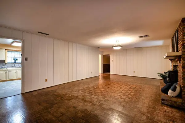 5731 Mona Lane, Dallas, TX 75236