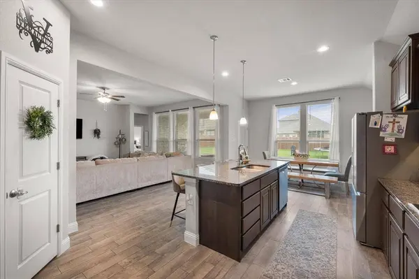 5610 Goodnight Court, Midlothian, TX 76065