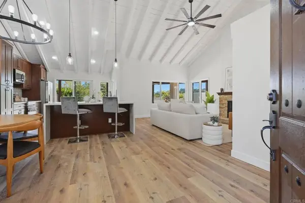 17633 Corte Potosi, San Diego, CA 92128
