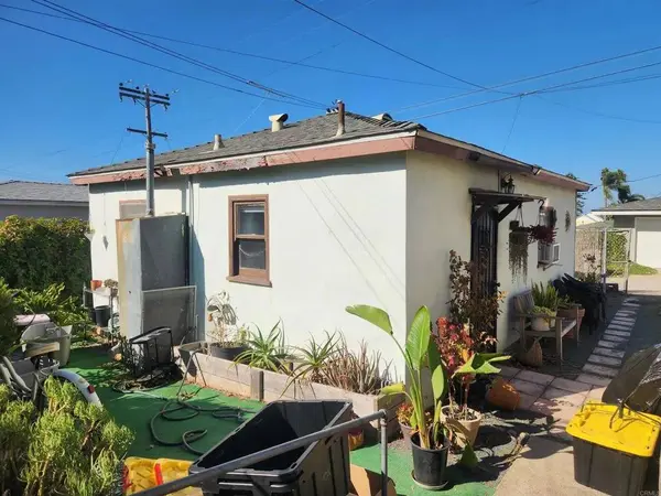 4676 Coronado Avenue, San Diego, CA 92107
