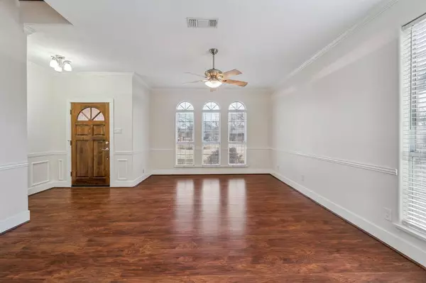 5001 Seminole Drive, De Cordova, TX 76049