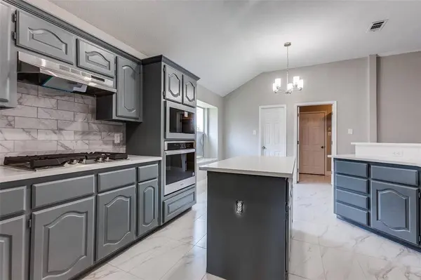 109 N W A Allen Boulevard, Wylie, TX 75098