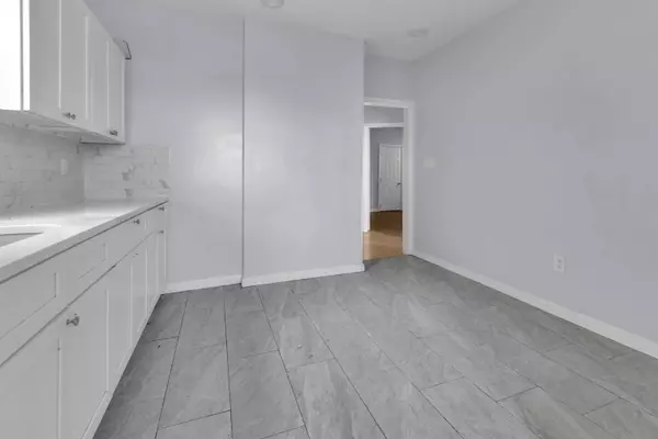 302 ARLINGTON AVE, Jc Bergen-lafayett, NJ 07304