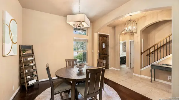 10522 Foxen, Helotes, TX 78023