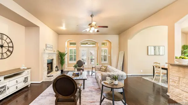 10522 Foxen, Helotes, TX 78023