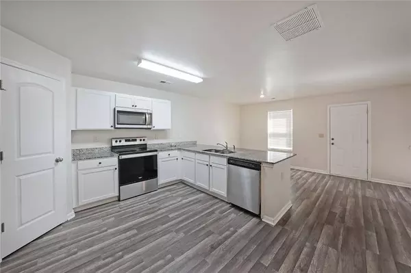 390 Jada LN, Villa Rica, GA 30180