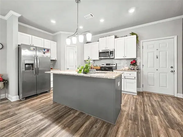 243 Beau ST, Lilburn, GA 30047