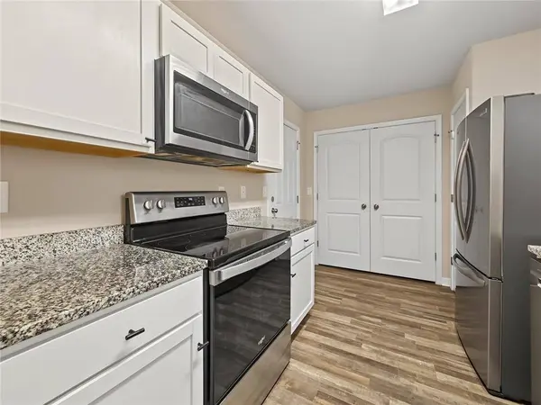 2509 Wood Bend LN, Riverdale, GA 30296