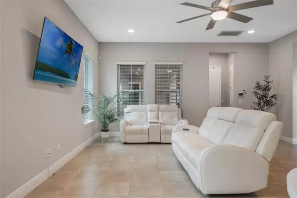 9217 SMITHIES ST, Orlando, FL 32827