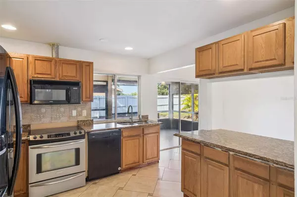 707 DIVOT LN, Kissimmee, FL 34759