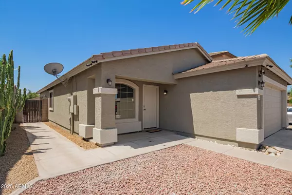 6221 W RAYMOND Street, Phoenix, AZ 85043