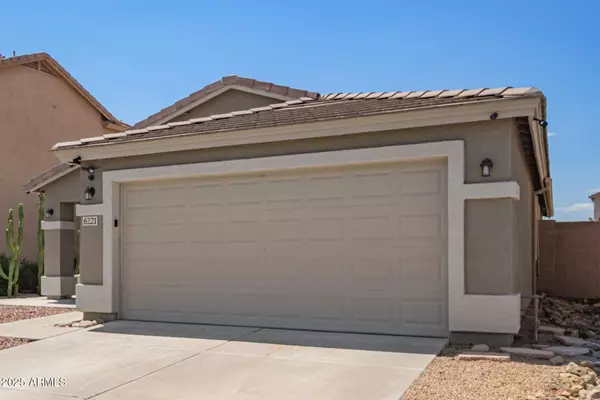 6221 W RAYMOND Street, Phoenix, AZ 85043