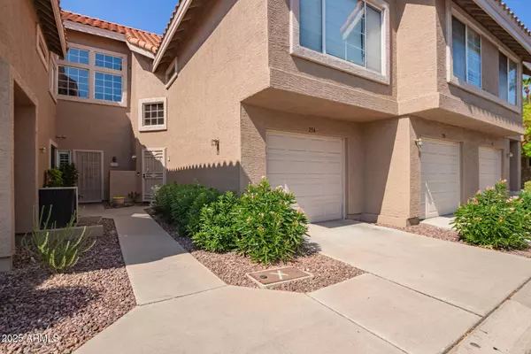 1633 E LAKESIDE Drive #156, Gilbert, AZ 85234
