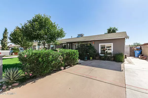 2007 W CHIPMAN Road, Phoenix, AZ 85041