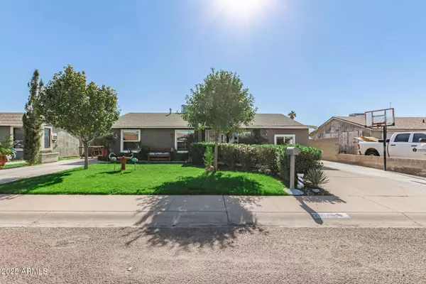 2007 W CHIPMAN Road, Phoenix, AZ 85041