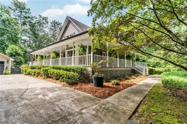 317 Green Ridge RD SE, Cartersville, GA 30120