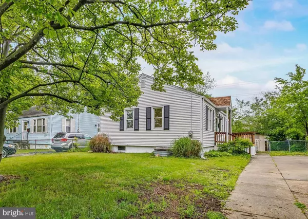 653 N EVERGREEN AVE, Woodbury, NJ 08096