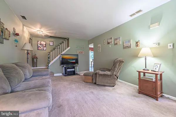 827 SAINT REGIS CT, West Deptford, NJ 08051