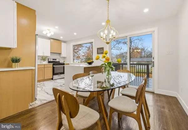 371 WEDGEWOOD DR, Blackwood, NJ 08012