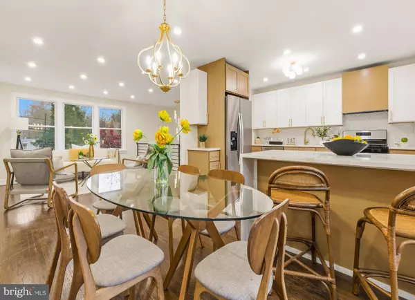 371 WEDGEWOOD DR, Blackwood, NJ 08012