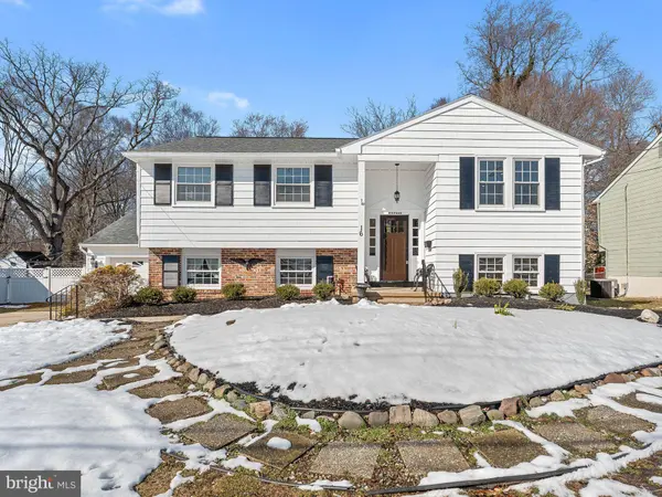 16 SARATOGA RD, Stratford, NJ 08084