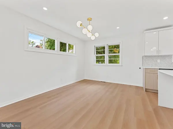 335 MYRTLE AVE, Woodbury, NJ 08096