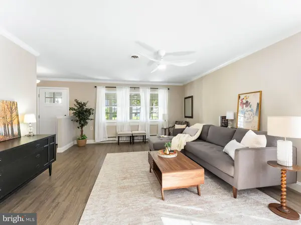 91 DORCHESTER DR, Southampton, NJ 08088