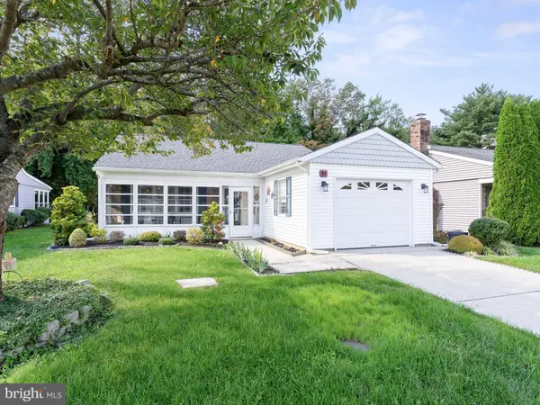 91 DORCHESTER DR, Southampton, NJ 08088