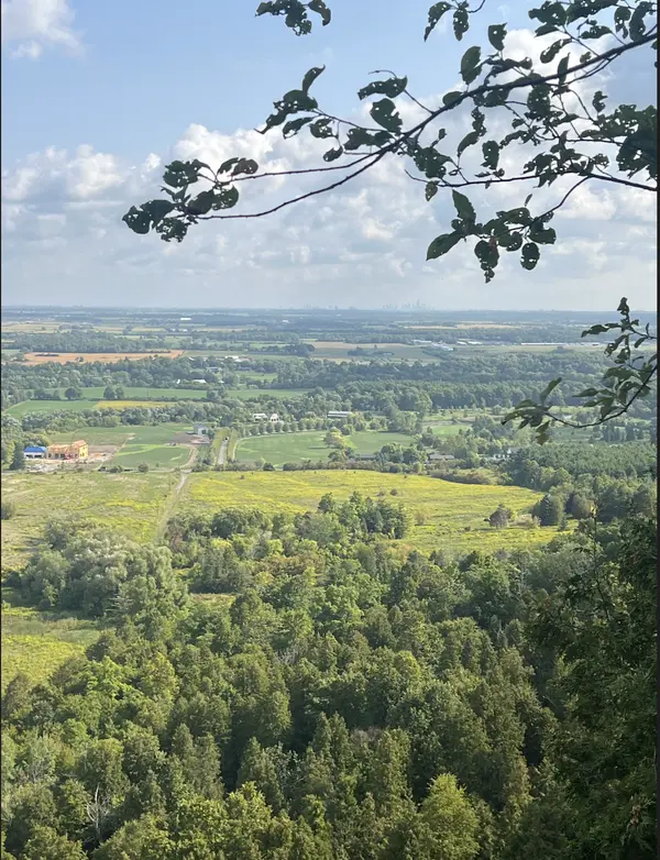 feature image of Living in Milton, Ontario: Where the City Meets the Escarpment