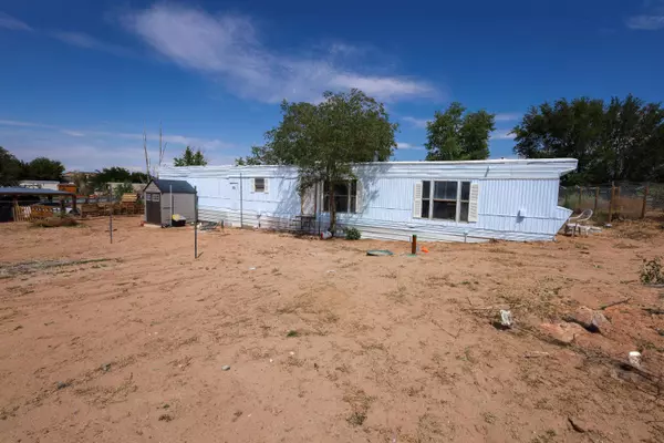9 SENA DR, Los Lunas, NM 87031