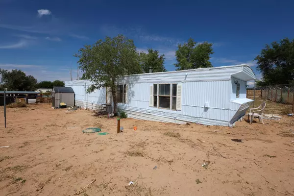 9 SENA DR, Los Lunas, NM 87031
