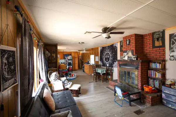 9 SENA DR, Los Lunas, NM 87031