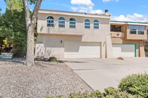 5512 Overlook DR NE, Albuquerque, NM 87111