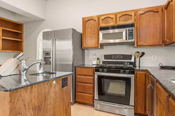 5512 Overlook DR NE, Albuquerque, NM 87111