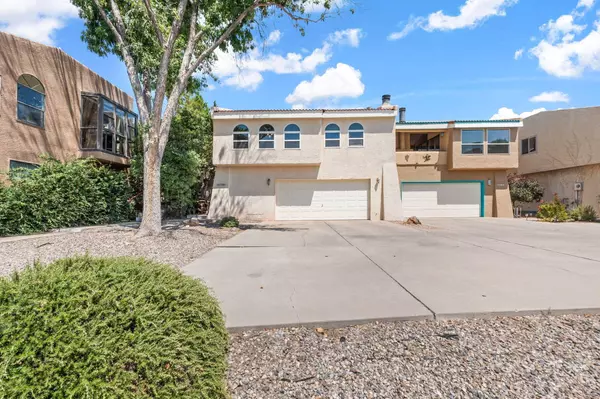 5512 Overlook DR NE, Albuquerque, NM 87111