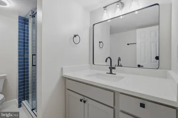 11723 KARBON HILL CT #104, Reston, VA 20191