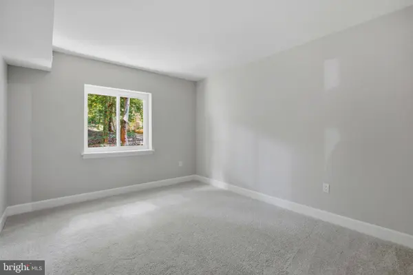 11723 KARBON HILL CT #104, Reston, VA 20191