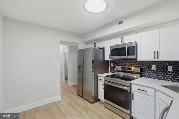 11723 KARBON HILL CT #104, Reston, VA 20191