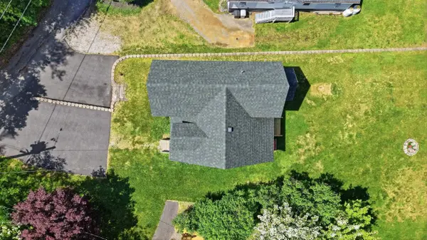 17 Trues Pkwy, Sandown, NH 03873