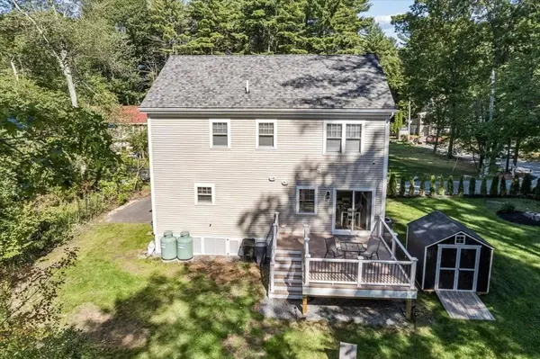 44 California, Tewksbury, MA 01876